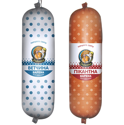 Plastic sausage behuizing van voedselkwaliteit kunstmatige kleur sausage behuizing aangepast logo voor vleesworst